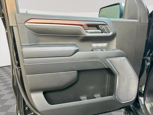 2024 GMC Sierra 1500 4WD Crew Cab Short Box Denali