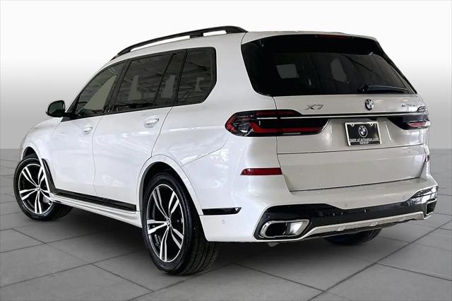 2025 BMW X7 xDrive40i