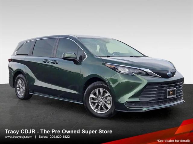 2024 Toyota Sienna LE for sale in Tracy, CA