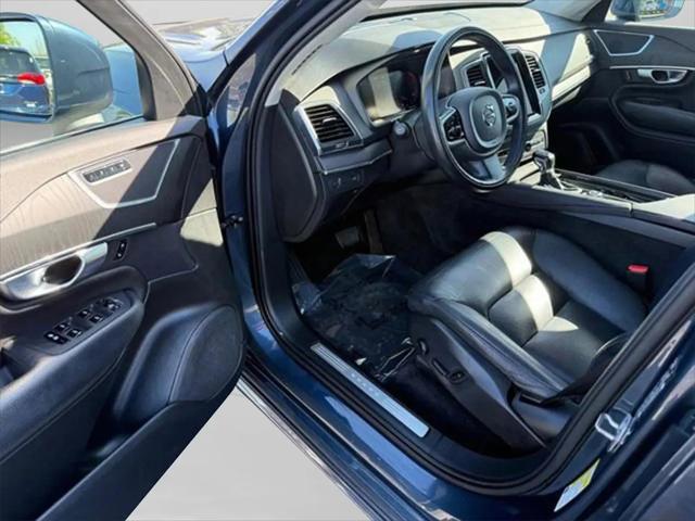 2020 Volvo XC90 T6 Momentum 7 Passenger