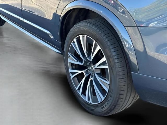 2020 Volvo XC90 T6 Momentum 7 Passenger