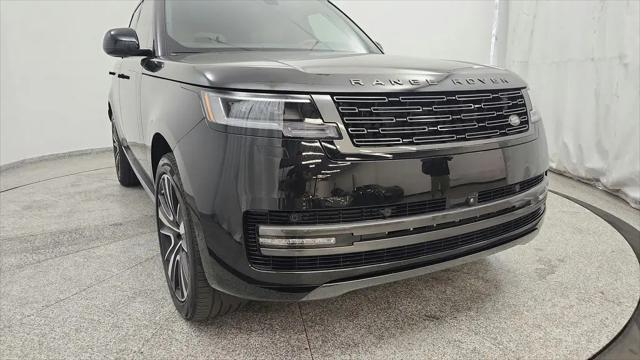 2025 Land Rover Range Rover P550e SE