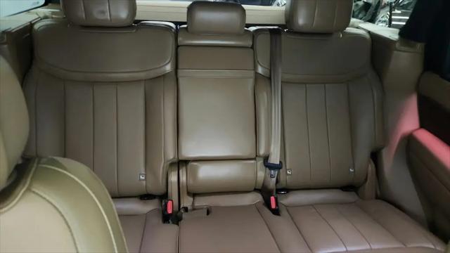 2025 Land Rover Range Rover P550e SE