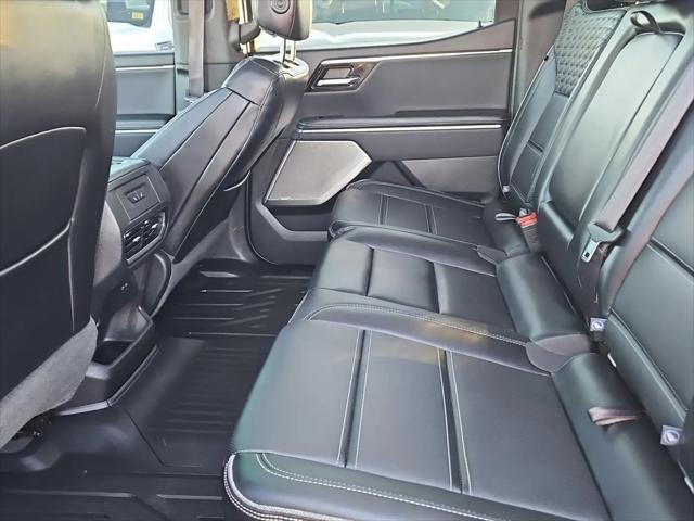 2024 GMC Sierra Denali Edition 1