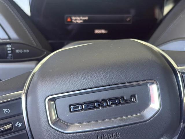2025 GMC Yukon XL 4WD Denali