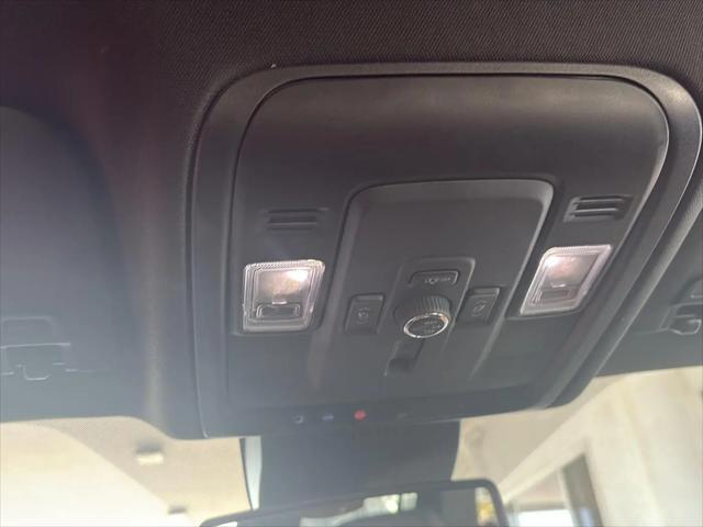 2025 GMC Yukon XL 4WD Denali