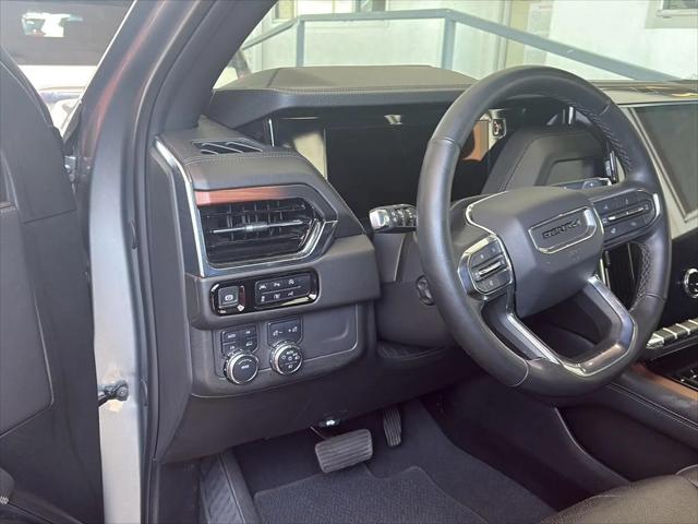2025 GMC Yukon XL 4WD Denali