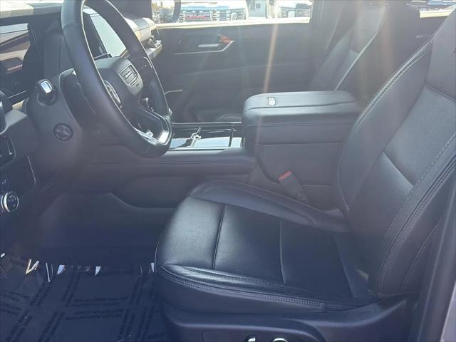 2025 GMC Yukon XL 4WD Denali
