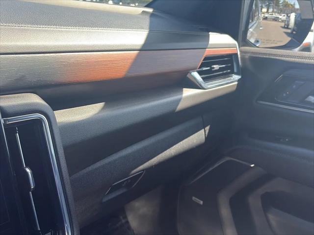 2025 GMC Yukon XL 4WD Denali