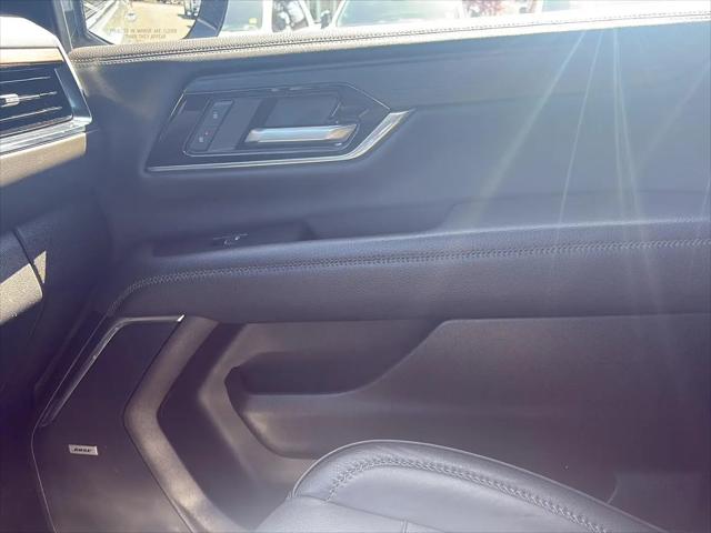 2025 GMC Yukon XL 4WD Denali