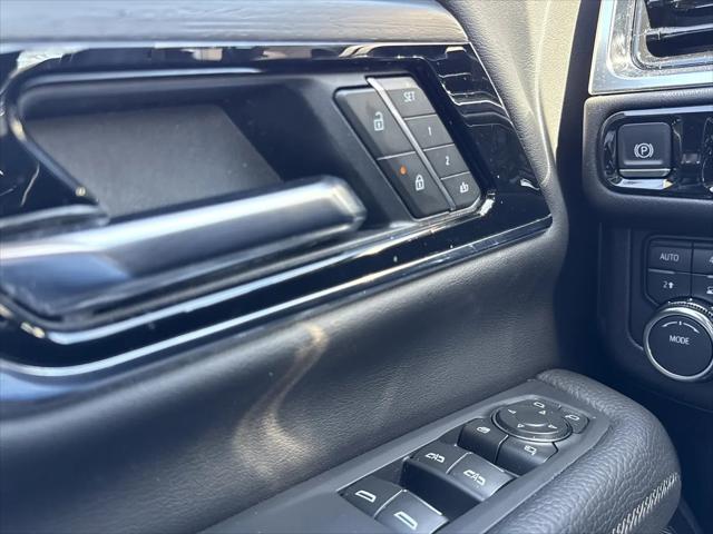 2025 GMC Yukon XL 4WD Denali