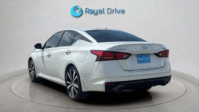 2021 Nissan Altima SR FWD