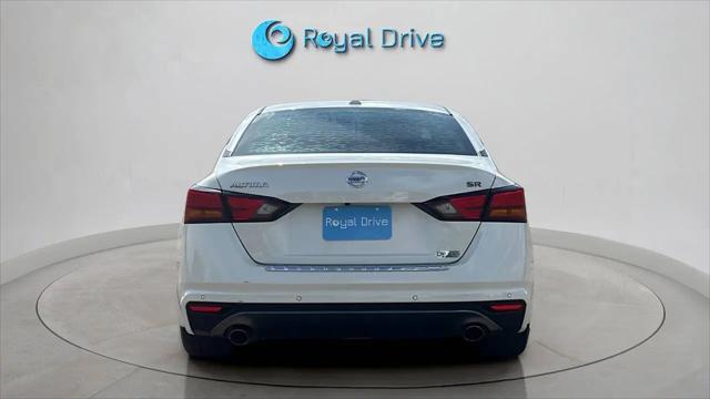 2021 Nissan Altima SR FWD