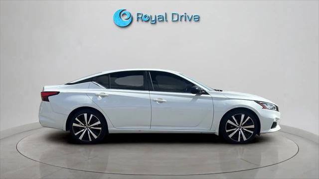 2021 Nissan Altima SR FWD