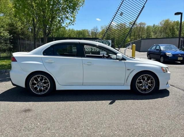2011 Mitsubishi Lancer Evolution MR