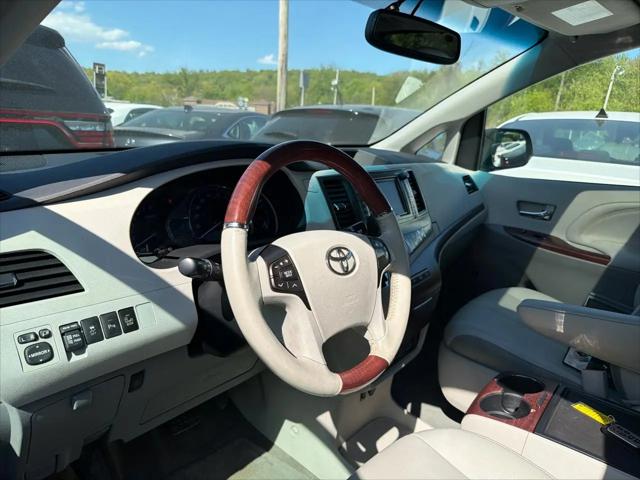 2013 Toyota Sienna Limited 7 Passenger