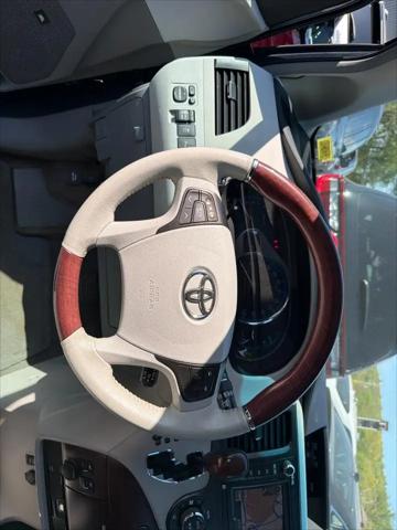 2013 Toyota Sienna Limited 7 Passenger
