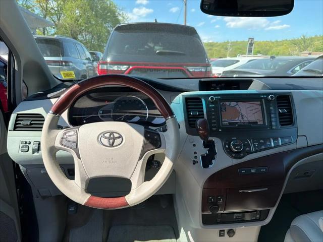 2013 Toyota Sienna Limited 7 Passenger