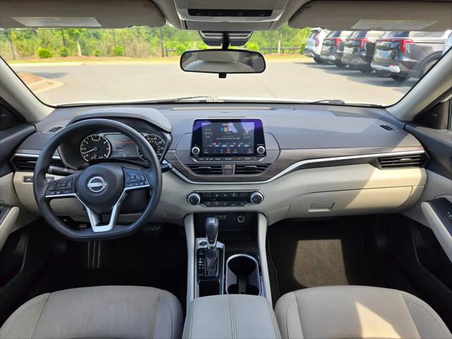 2024 Nissan Altima SV FWD