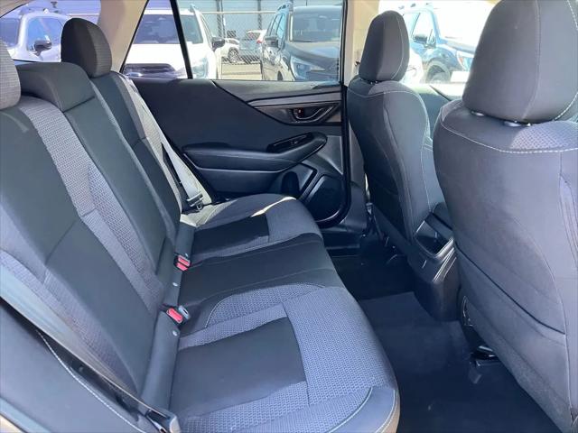 2022 Subaru Outback 2.5i