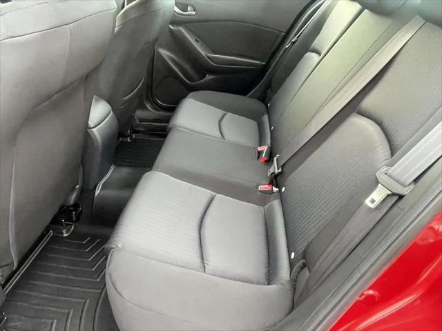 2015 Mazda Mazda3 i Sport