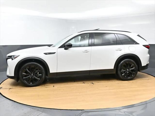 2025 Mazda X-90 Premium Sport