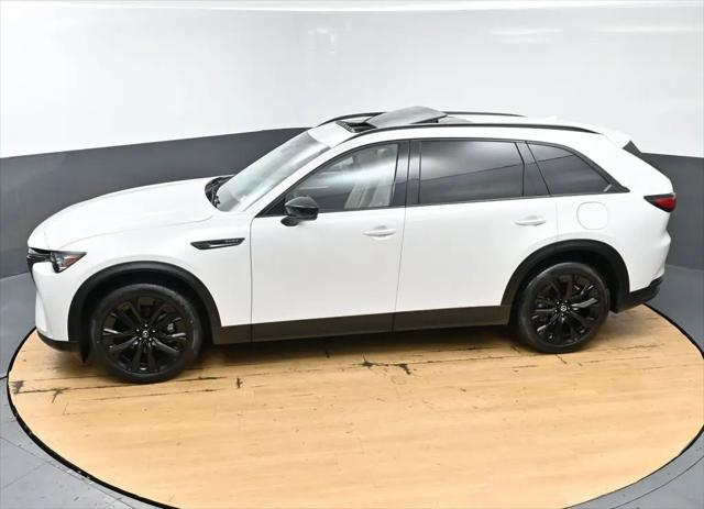 2025 Mazda X-90 Premium Sport