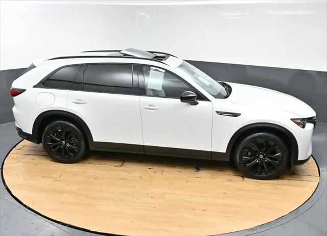 2025 Mazda X-90 Premium Sport