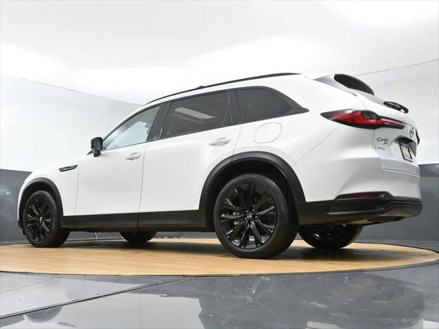 2025 Mazda X-90 Premium Sport