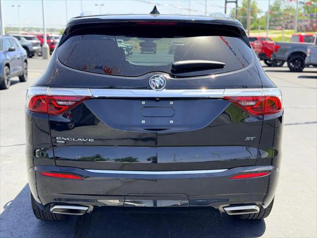2023 Buick Enclave Essence AWD