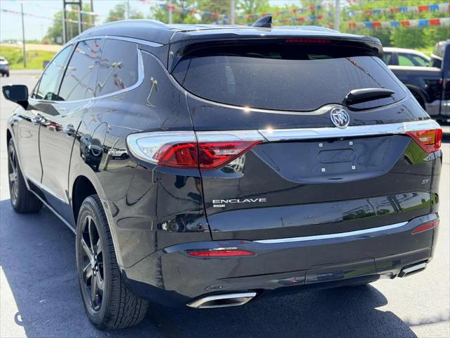 2023 Buick Enclave Essence AWD