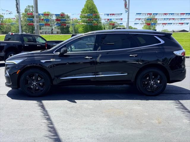 2023 Buick Enclave Essence AWD