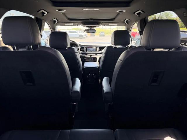 2023 Buick Enclave Essence AWD
