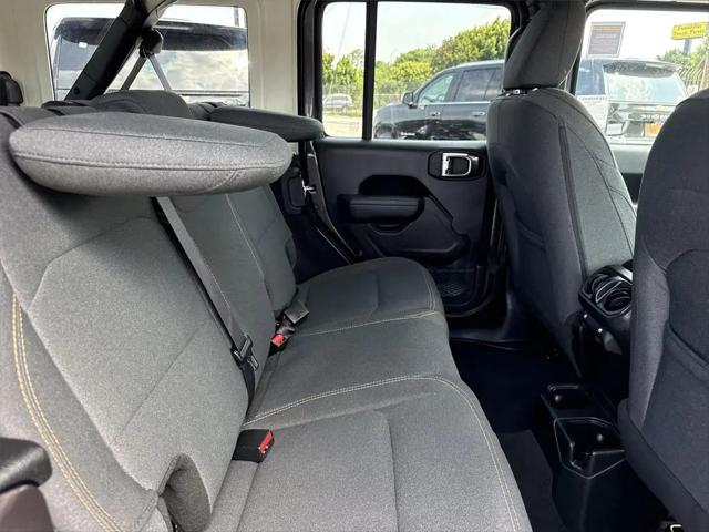2025 Jeep Wrangler 4-Door Summit 4x4