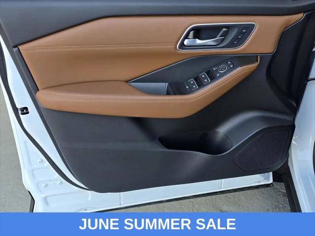 2025 Nissan Rogue Platinum FWD