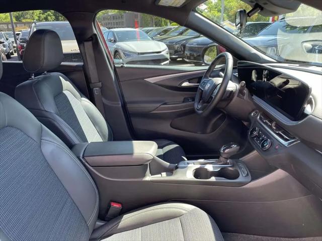 2024 Buick NV Preferred FWD