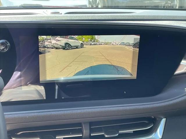 2024 Buick NV Preferred FWD