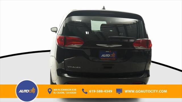 2023 Chrysler Voyager LX