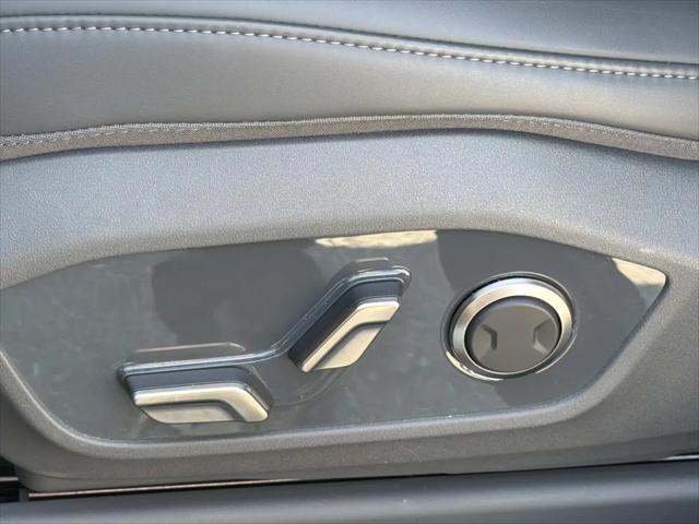 2026 Kia EV9 Light Long Range