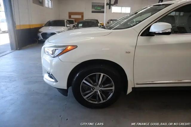2020 INFINITI QX60 PURE