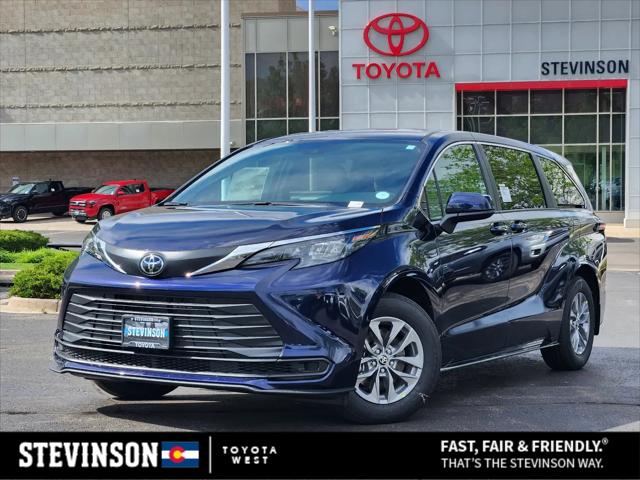 2026 Toyota Sienna LE for sale in Lakewood, CO