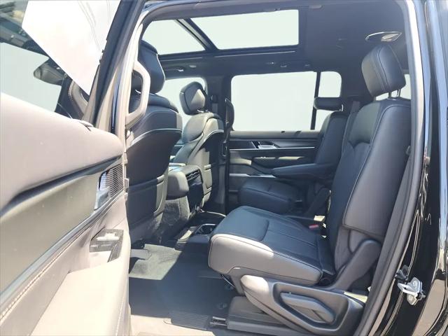 2026 Jeep Grand Wagoneer Summit Obsidian 4x4
