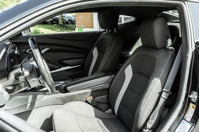 2023 Chevrolet Camaro RWD Coupe 1LT