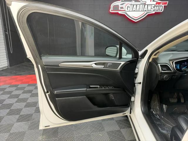 2018 Ford Fusion Hybrid SE