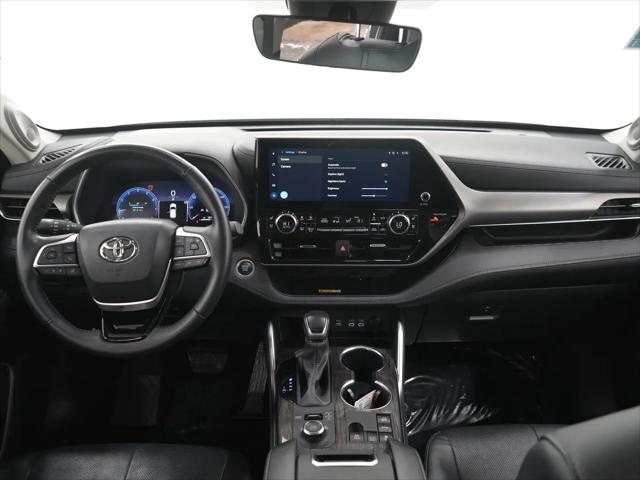 2024 Toyota Highlander Limited