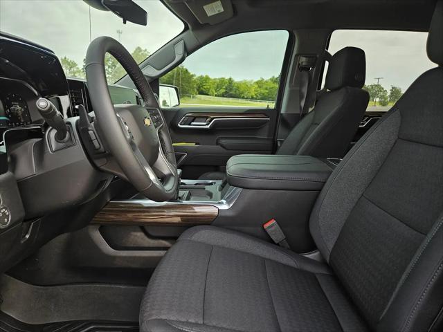 2026 Chevrolet Silverado 1500 4WD Crew Cab Standard Bed LT