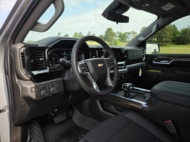 2026 Chevrolet Silverado 1500 4WD Crew Cab Standard Bed LT
