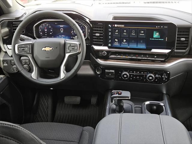 2026 Chevrolet Silverado 1500 4WD Crew Cab Standard Bed LT
