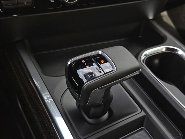 2026 Chevrolet Silverado 1500 4WD Crew Cab Standard Bed LT
