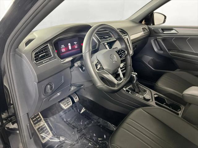 2023 Volkswagen Tiguan 2.0T SE R-Line Black
